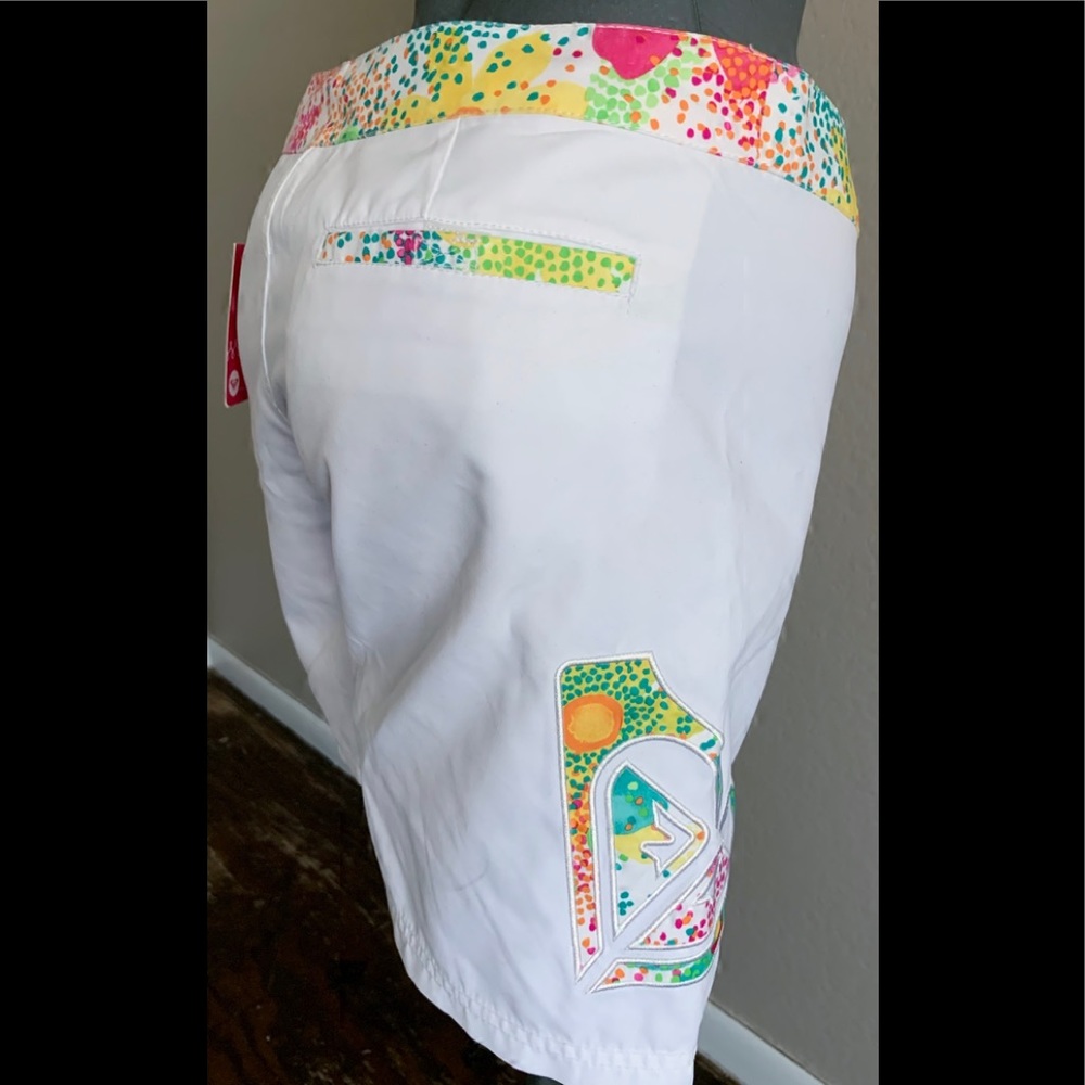 NWT Roxy Board Shorts size 5 - Picture 4 of 9